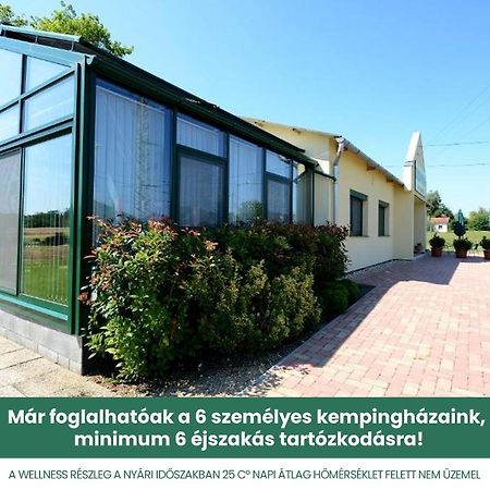 Szarszo Panzio Bed & Breakfast บาลาตอนซาร์โซ ภายนอก รูปภาพ